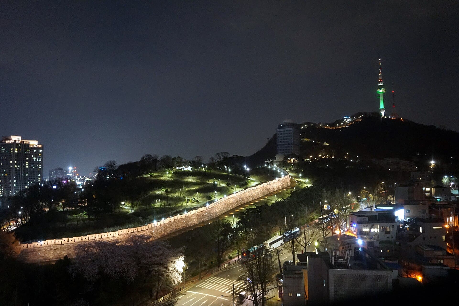 남산 서울타워 전경