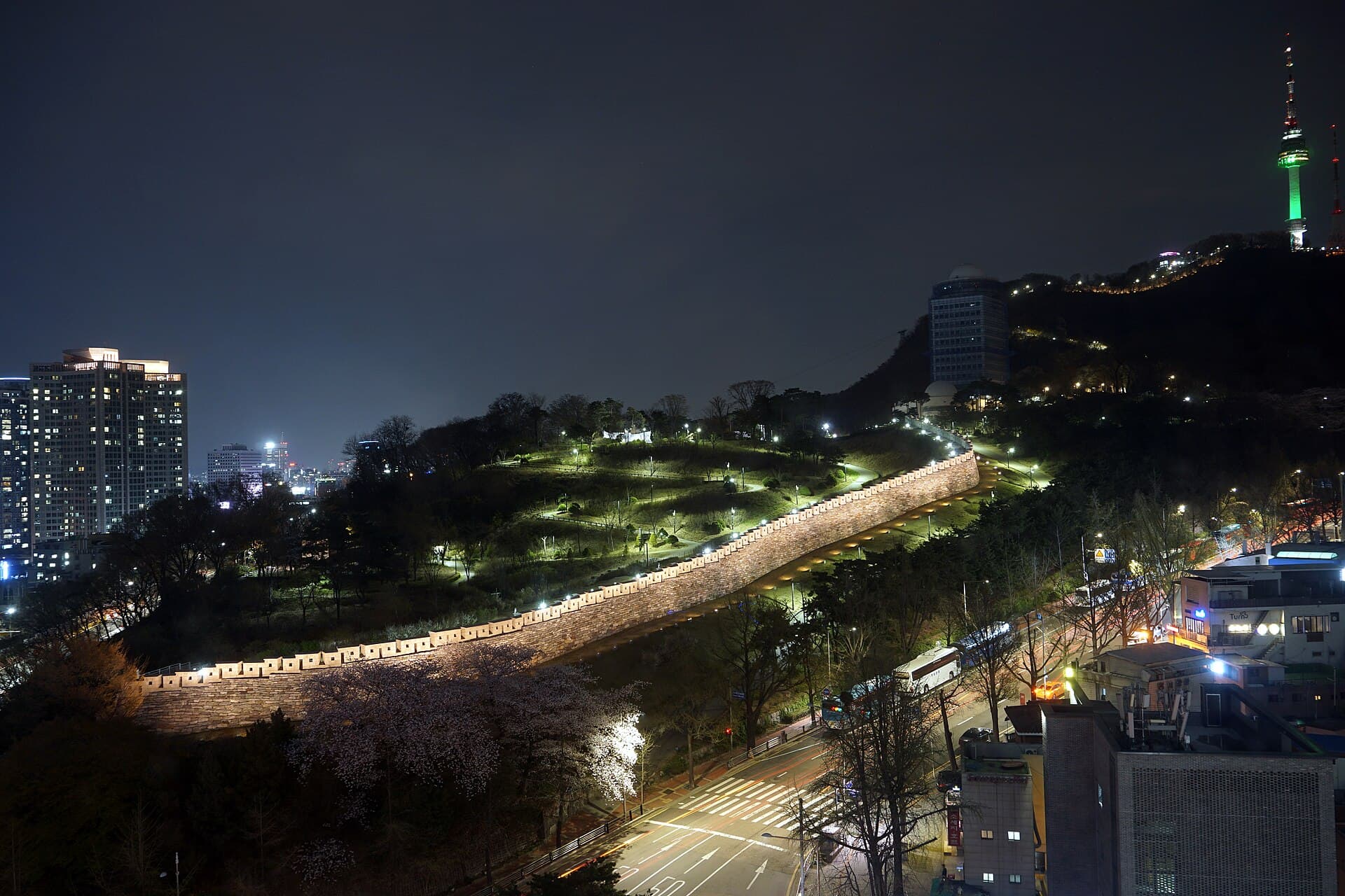 남산 도심 야경과 남산